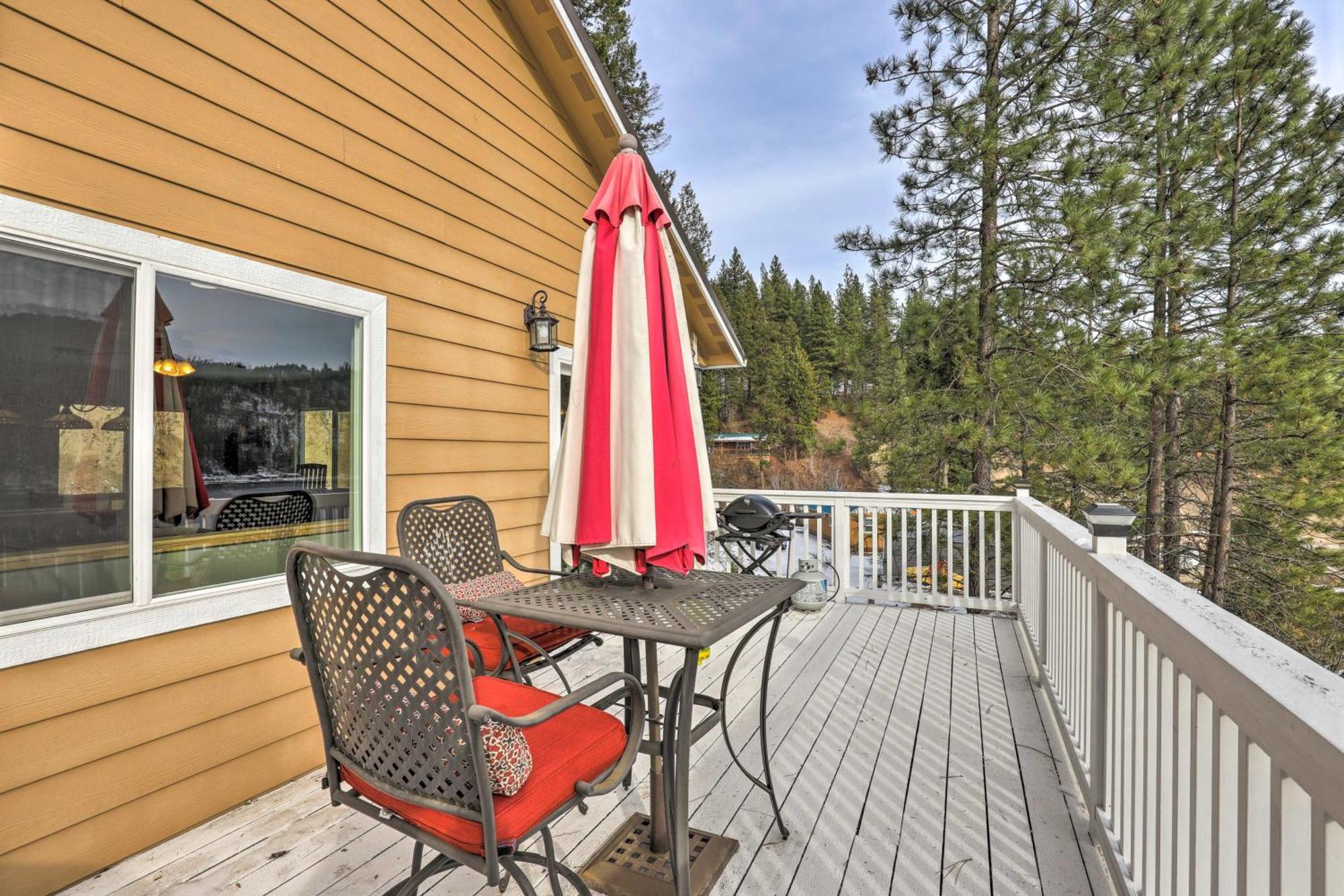 Lake Loon Hillside Cottage With Private Deck! Loon Lake Exterior foto